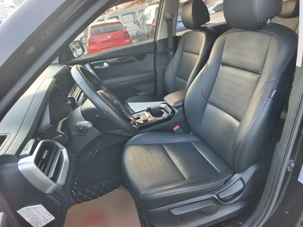 Kia Sportage — фото 11