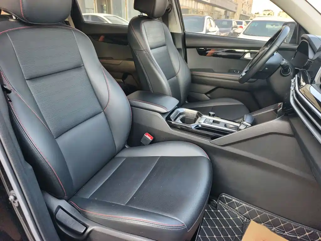 Kia Sportage — фото 17