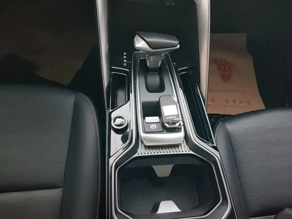 Kia Sportage — фото 10