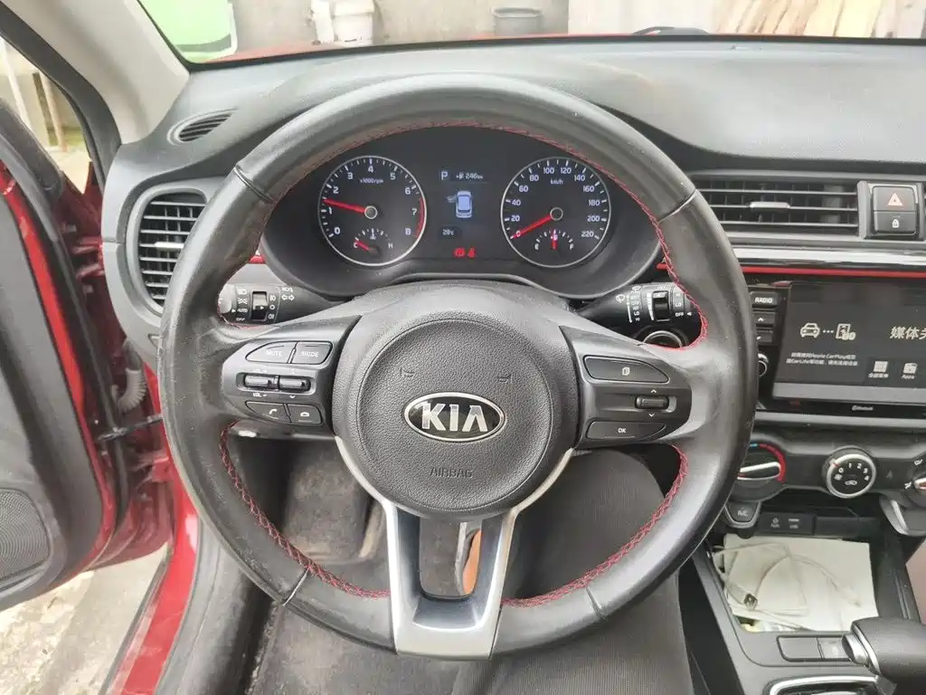 Kia KX Cross — фото 3
