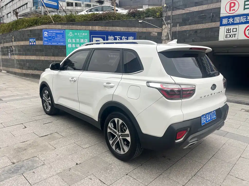 Kia Sportage — фото 3