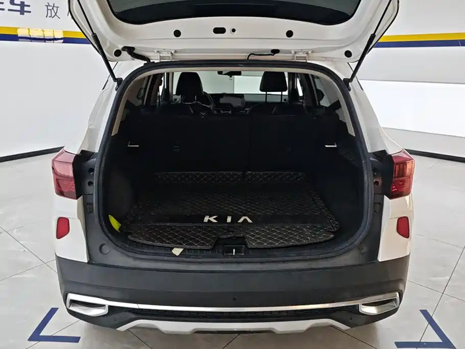 Kia KX3 — фото 4