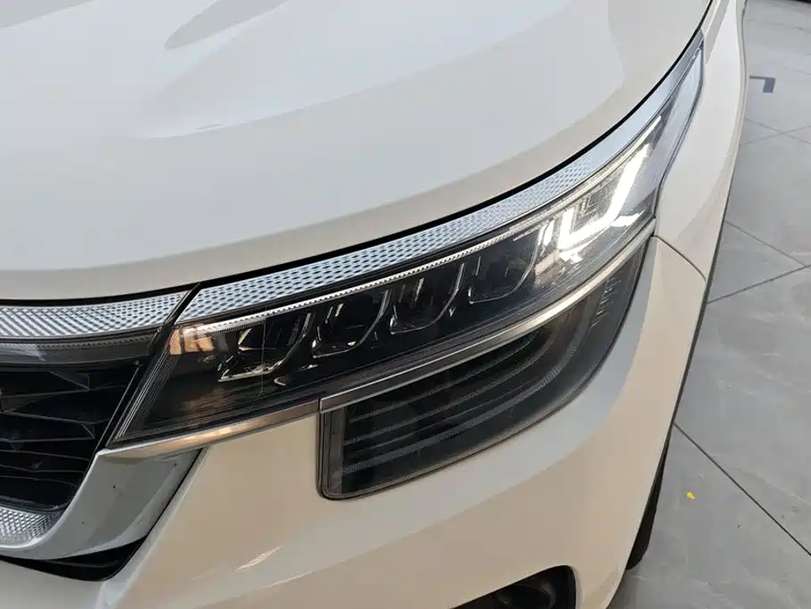 Kia KX3 — фото 5