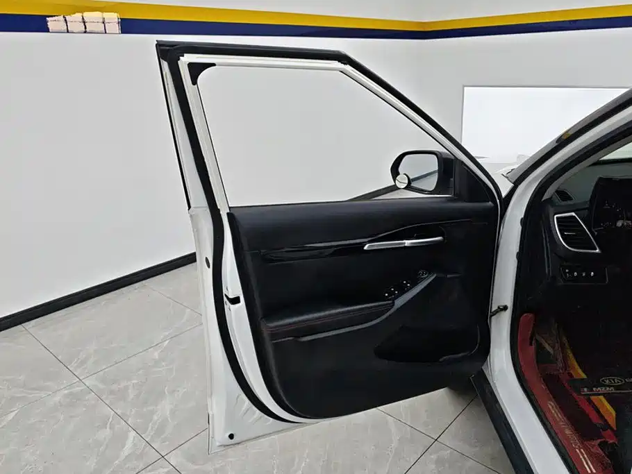 Kia KX3 — фото 7