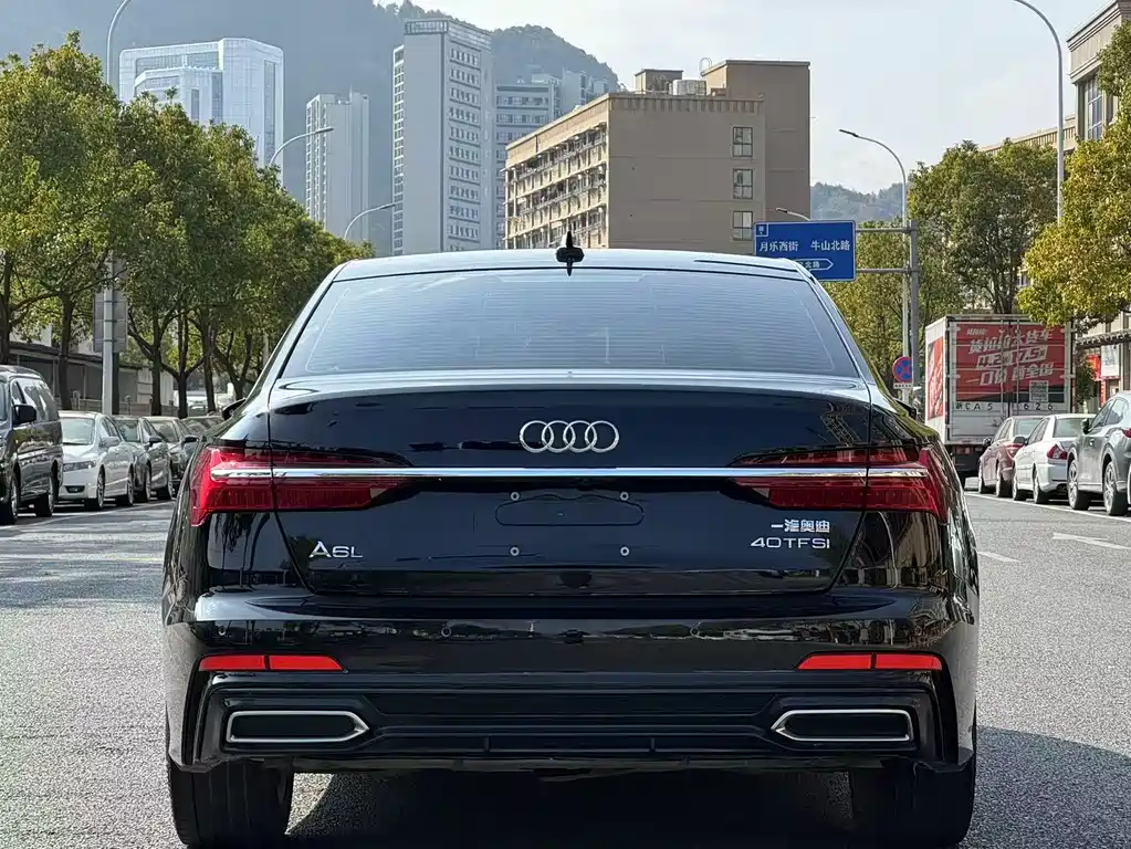 Audi A6L — фото 5