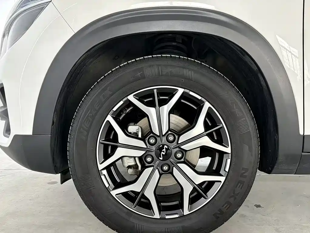 Kia KX3 — фото 18