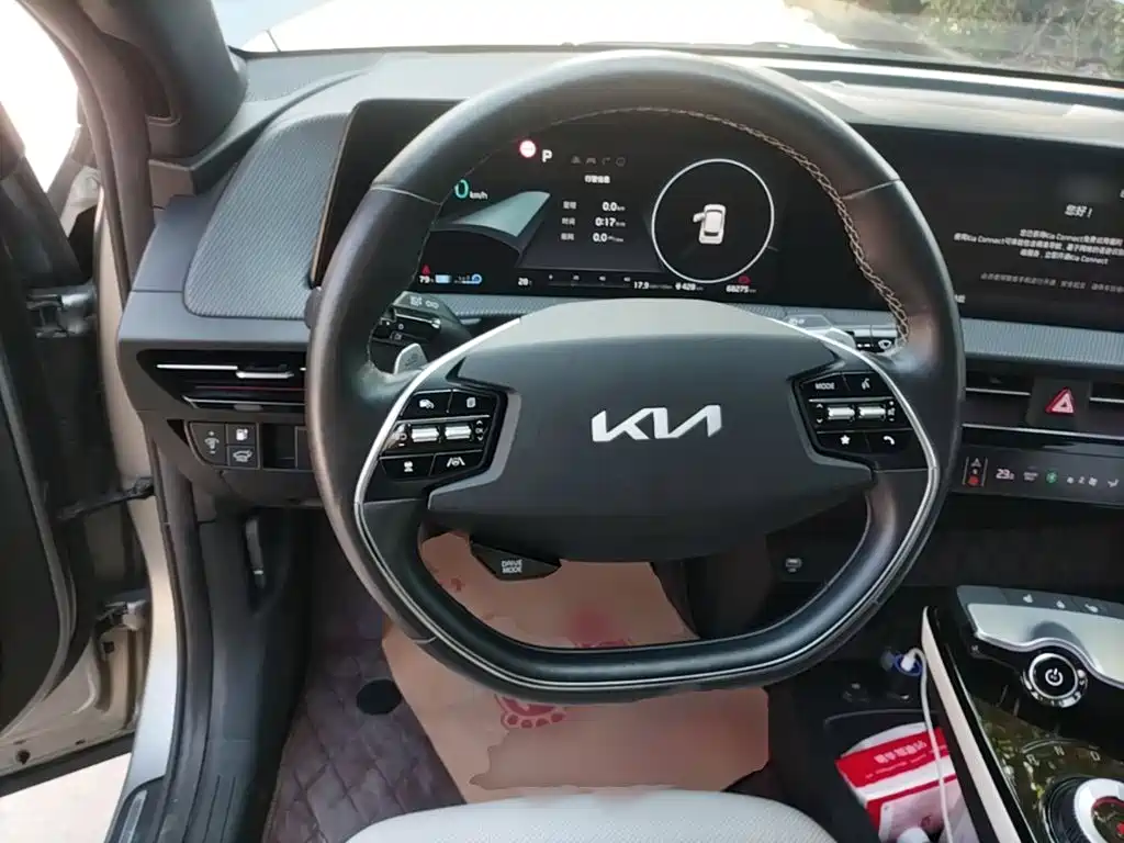 Kia EV6 — фото 11