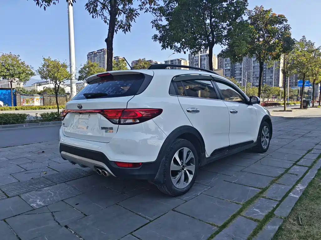 Kia KX Cross — фото 8