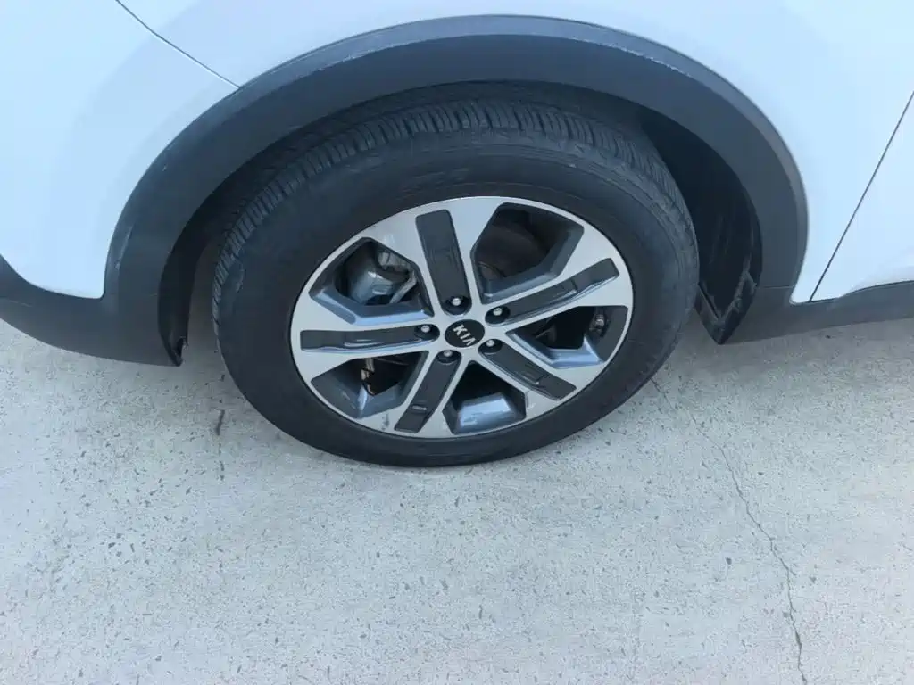 Kia Sportage — фото 23