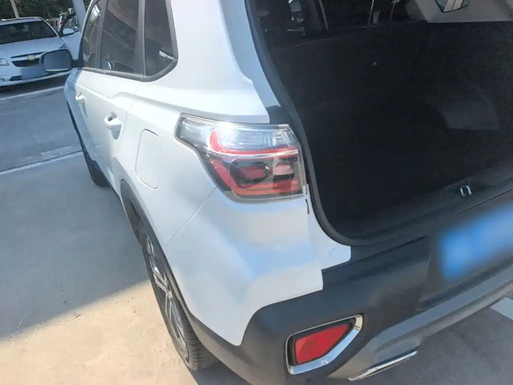 Kia Sportage — фото 5