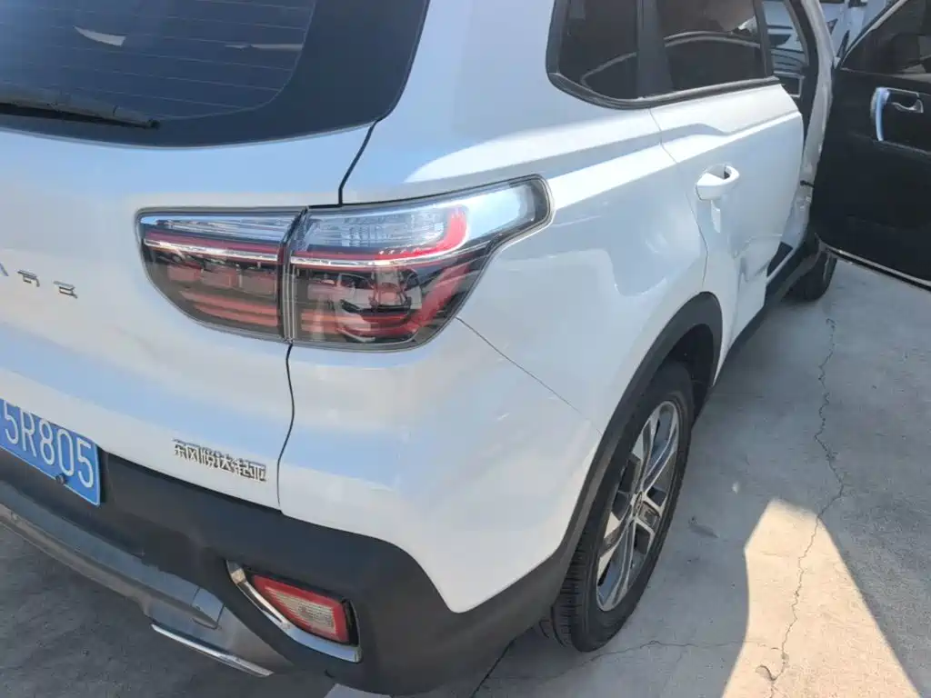 Kia Sportage — фото 8