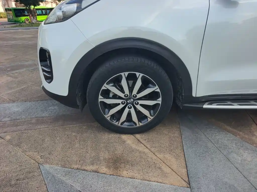 Kia KX5 — фото 23