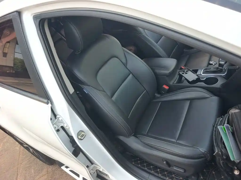 Kia KX5 — фото 25
