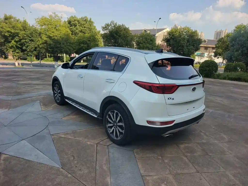 Kia KX5 — фото 5