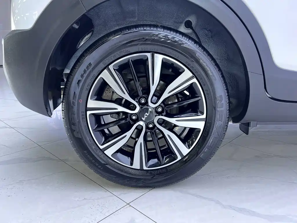 Kia KX1 — фото 17