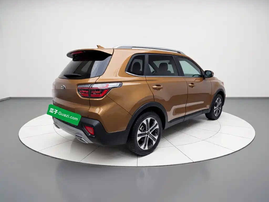 Kia Sportage — фото 6