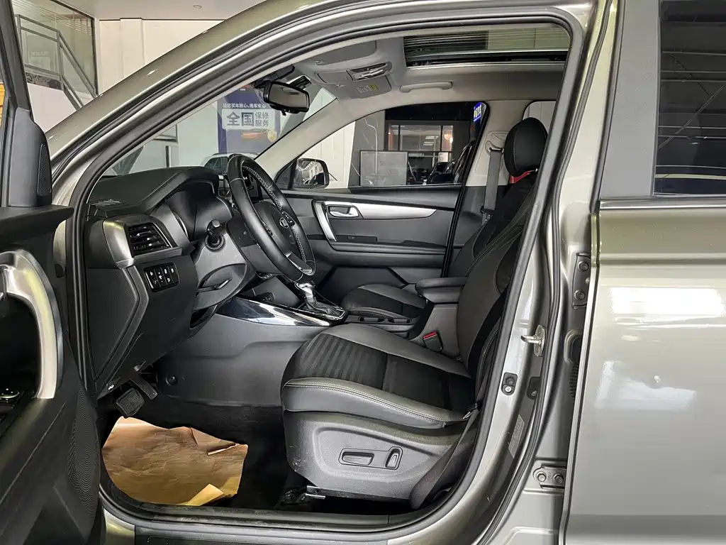 Kia Sportage — фото 7