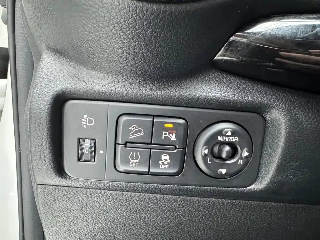 Kia KX1 — фото 20