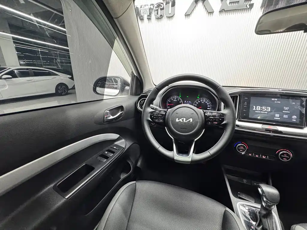 Kia KX1 — фото 23