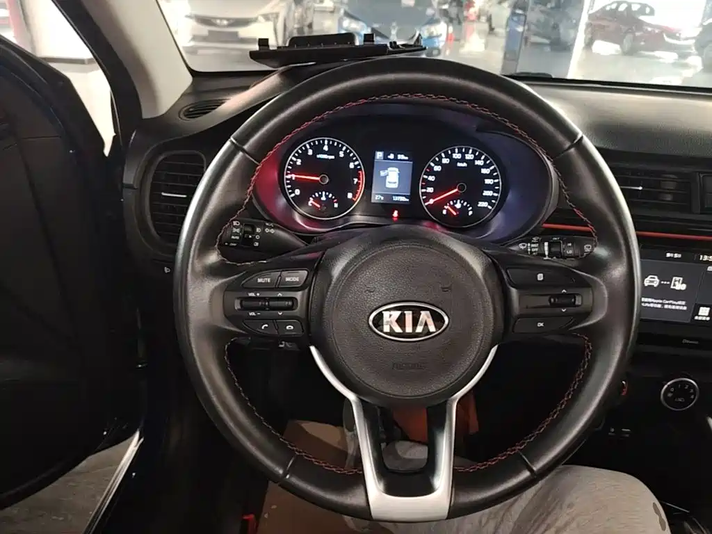 Kia KX Cross — фото 11
