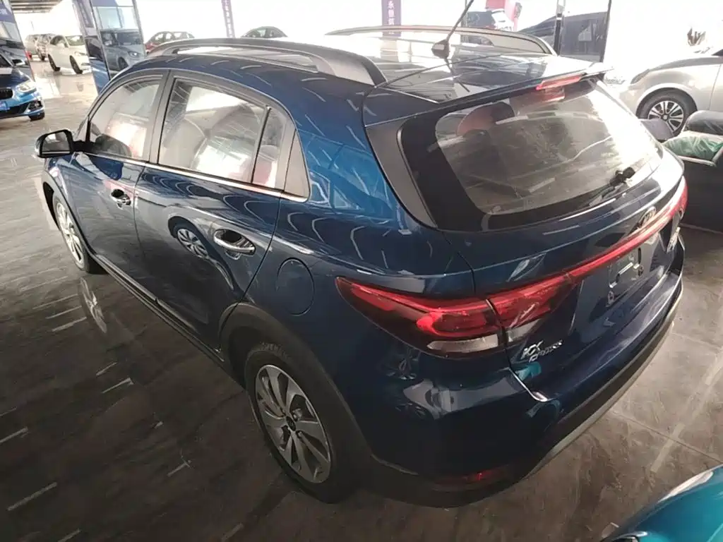Kia KX Cross — фото 5