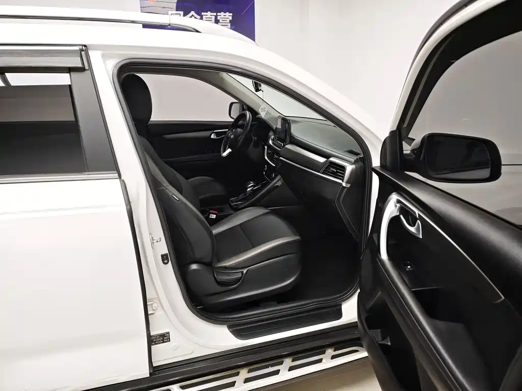 Kia Sportage — фото 11