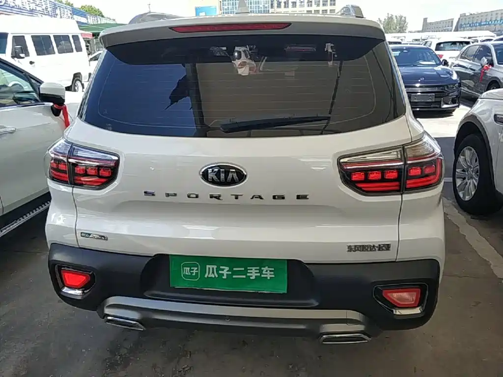 Kia Sportage — фото 6