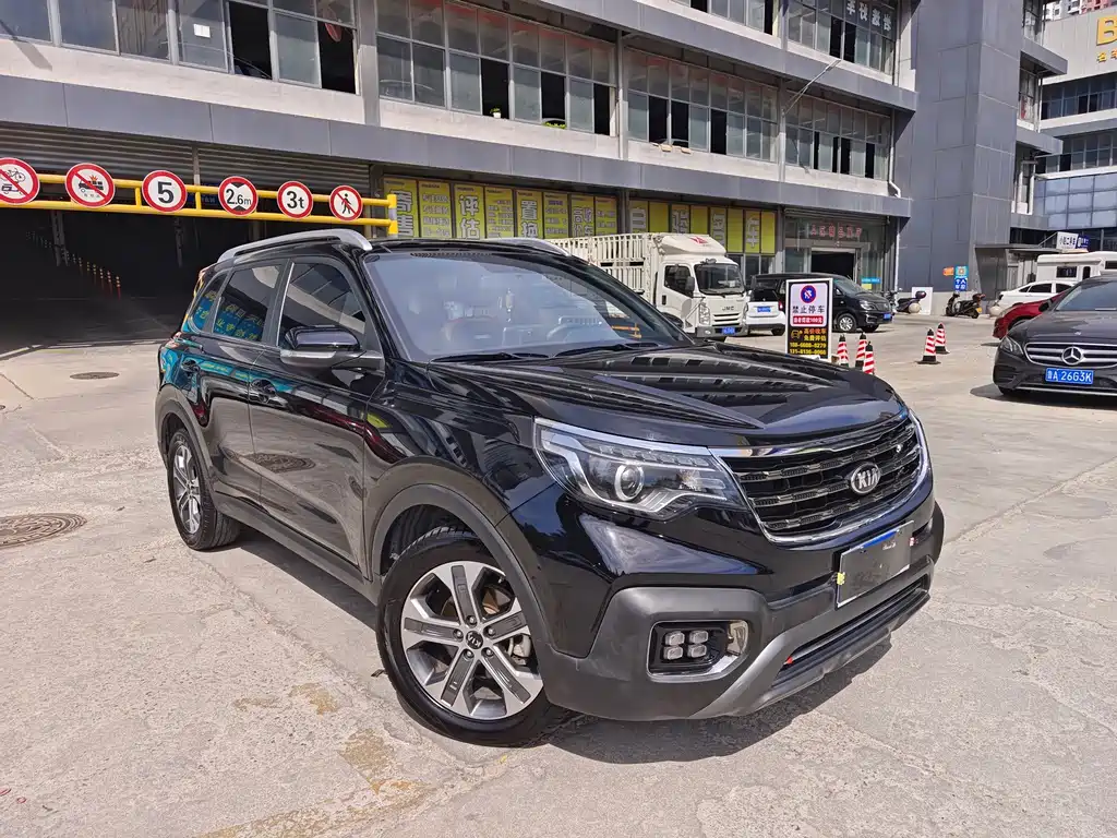 Kia Sportage — фото 3