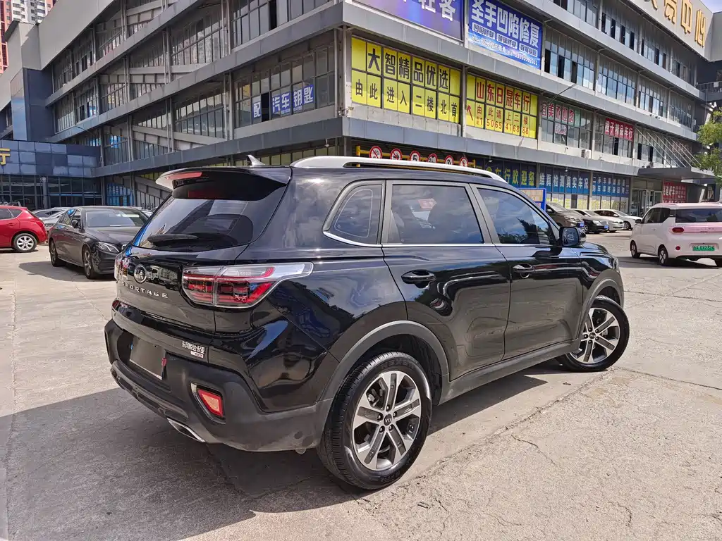 Kia Sportage — фото 5