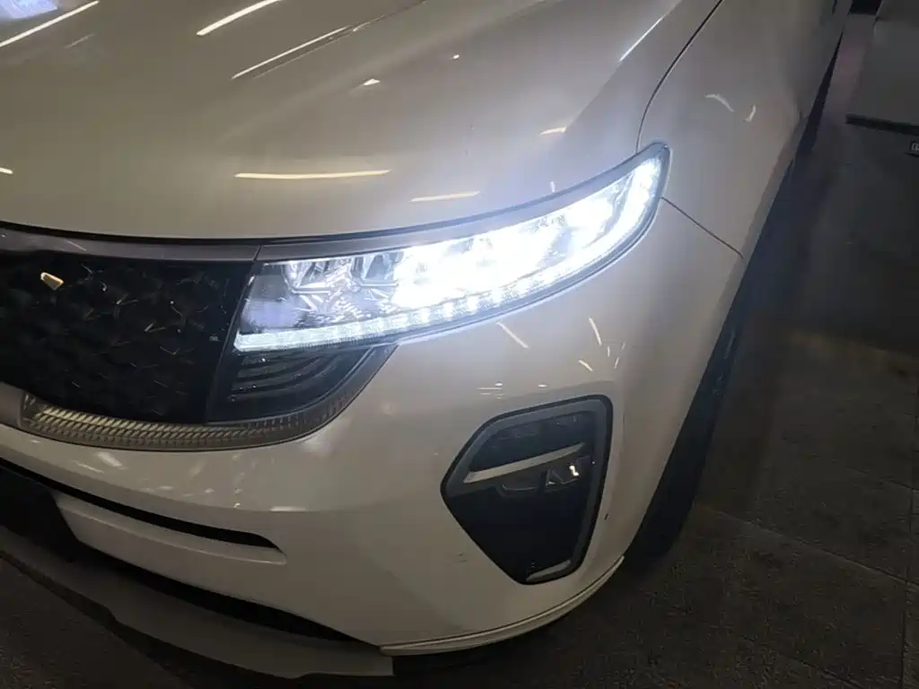 Kia KX5 — фото 24