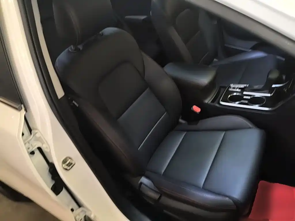 Kia KX5 — фото 25