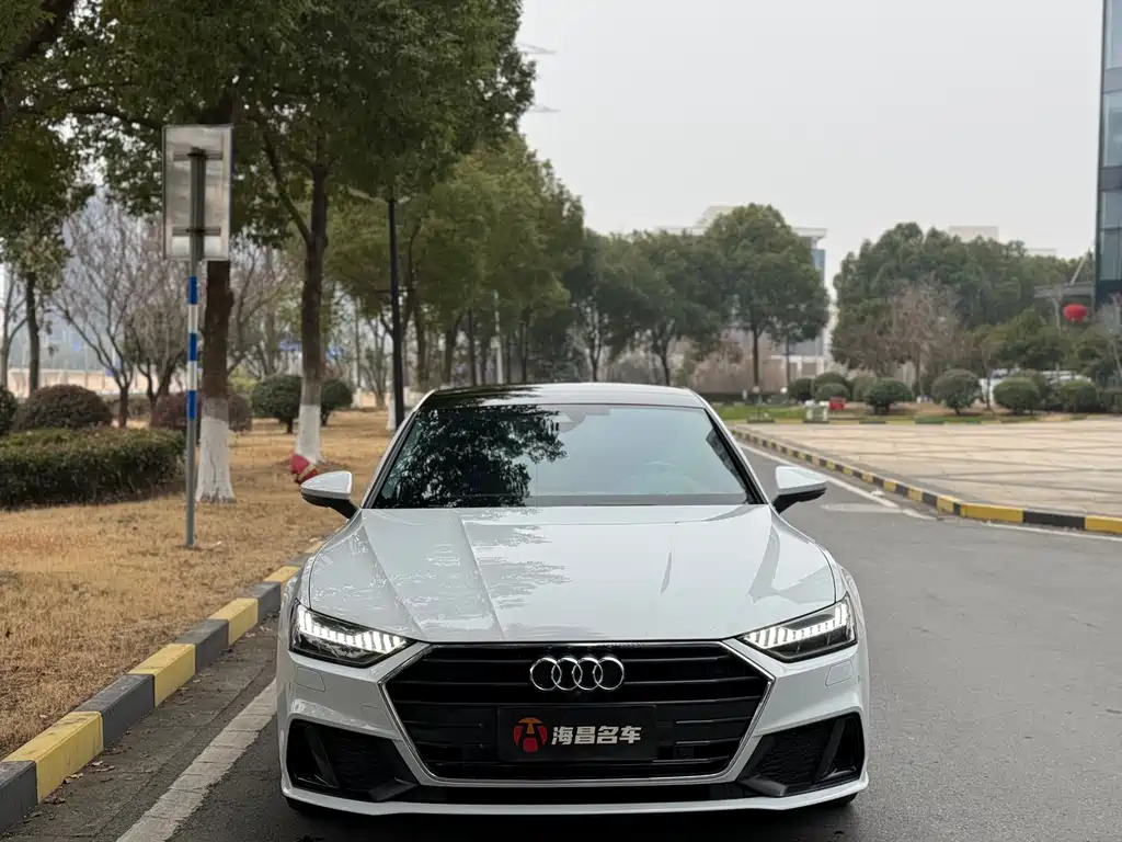 Audi A7 — фото 2