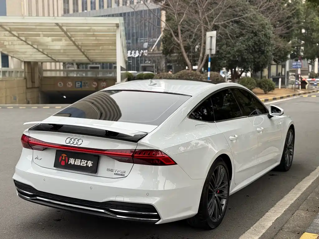 Audi A7 — фото 6