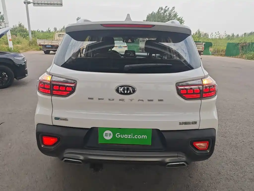 Kia Sportage — фото 6