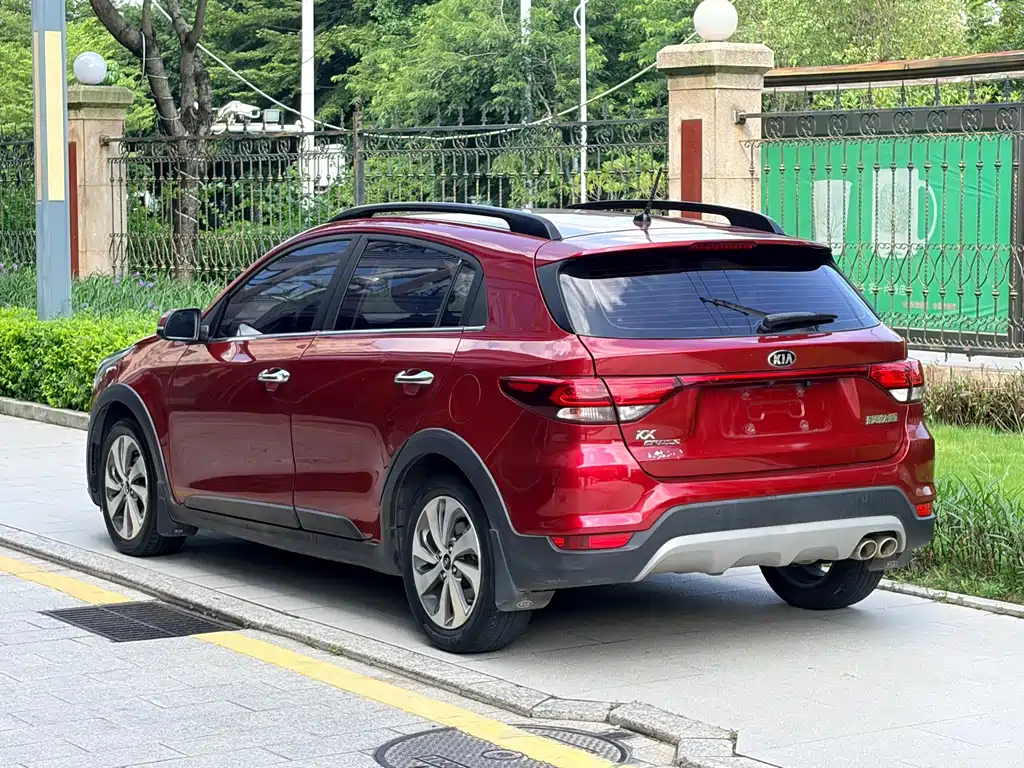 Kia KX Cross — фото 10