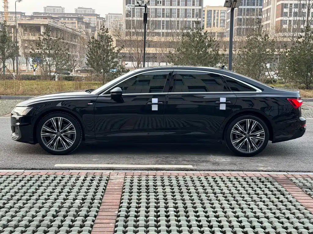 Audi A6L — фото 3