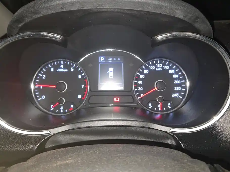 Kia K3 — фото 14