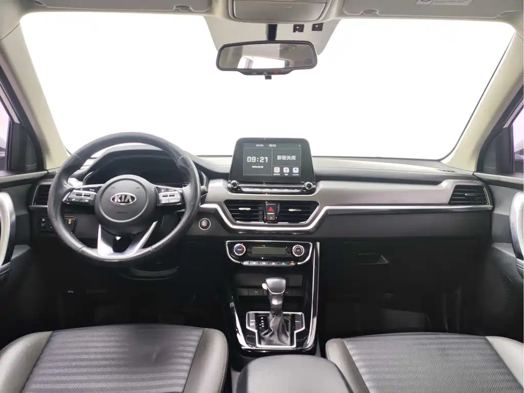 Kia Sportage — фото 5