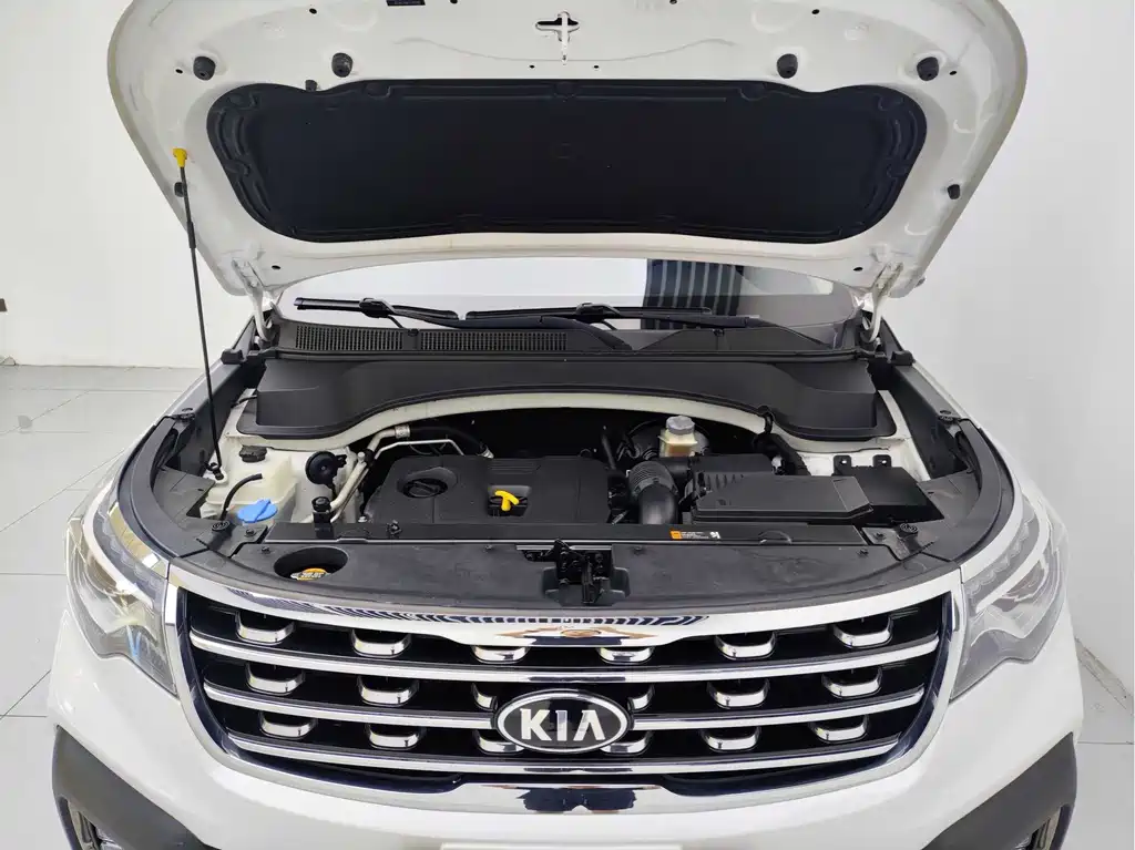 Kia Sportage — фото 9