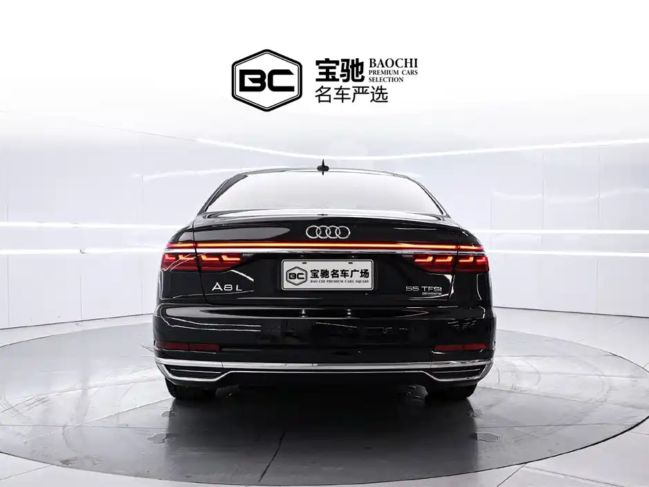 Audi A8 — фото 4