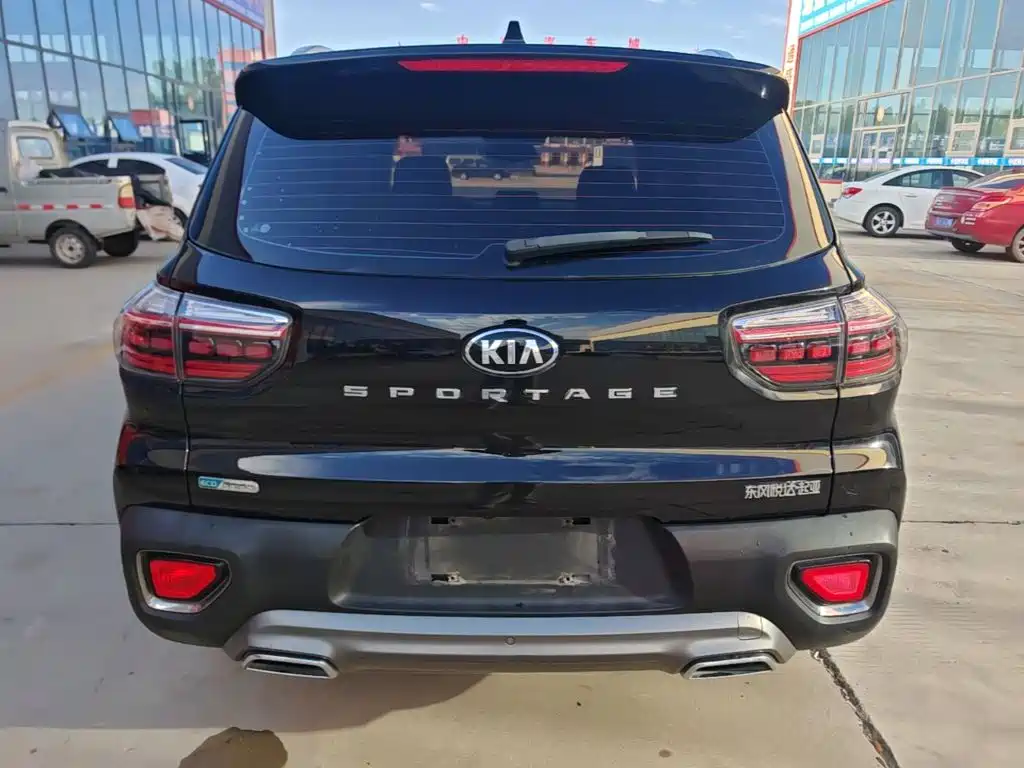 Kia Sportage — фото 6