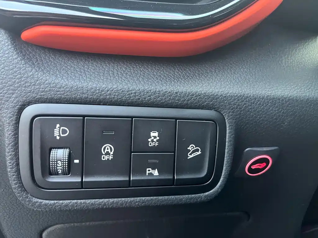 Kia Sportage — фото 24