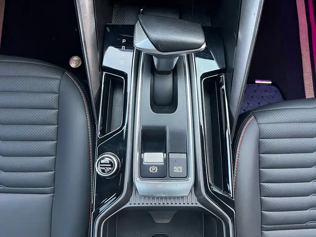 Kia Sportage — фото 28