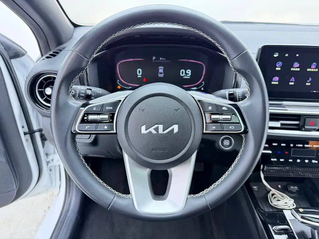 Kia K3 — фото 11