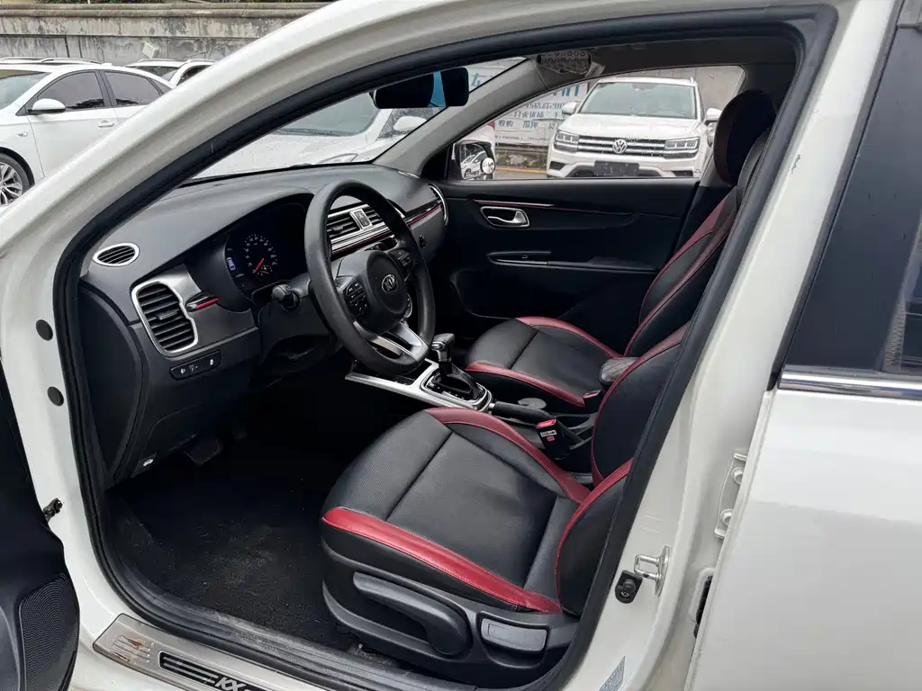 Kia KX Cross — фото 6