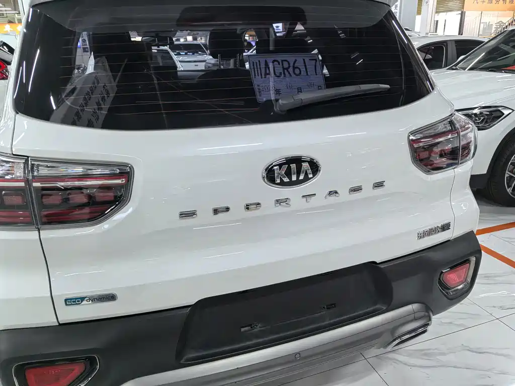 Kia Sportage — фото 5
