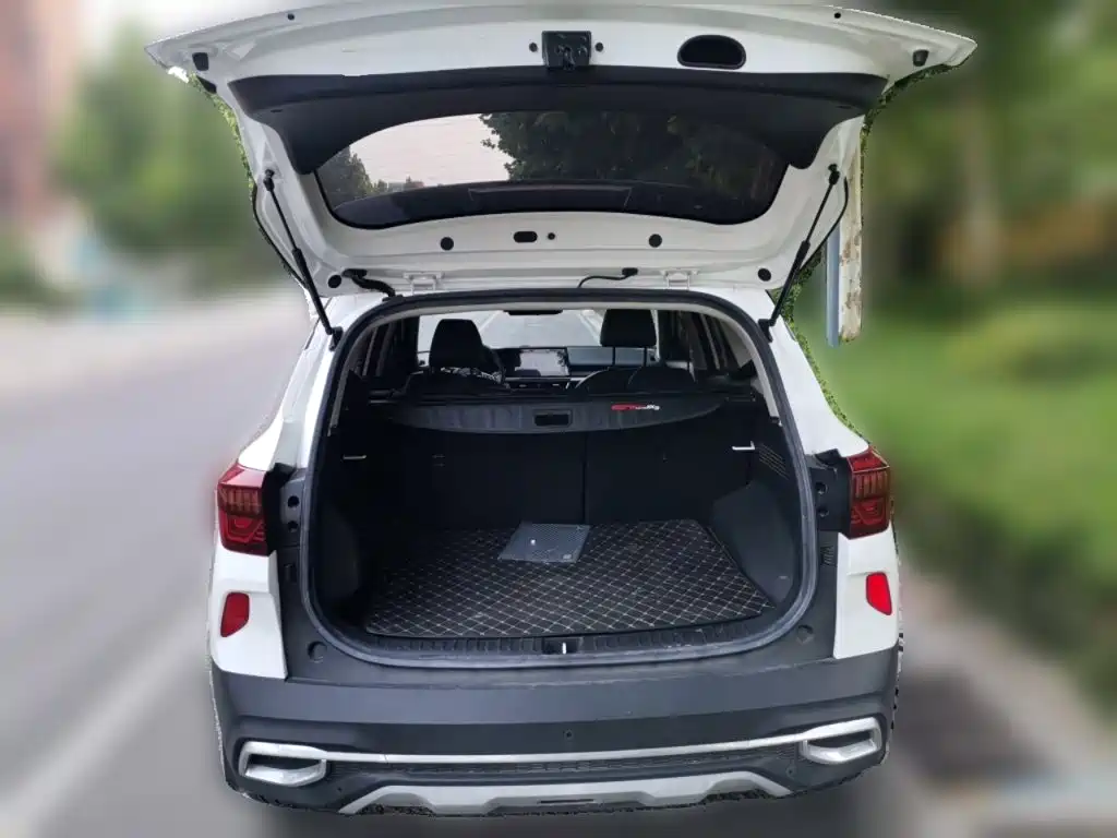 Kia KX3 — фото 15