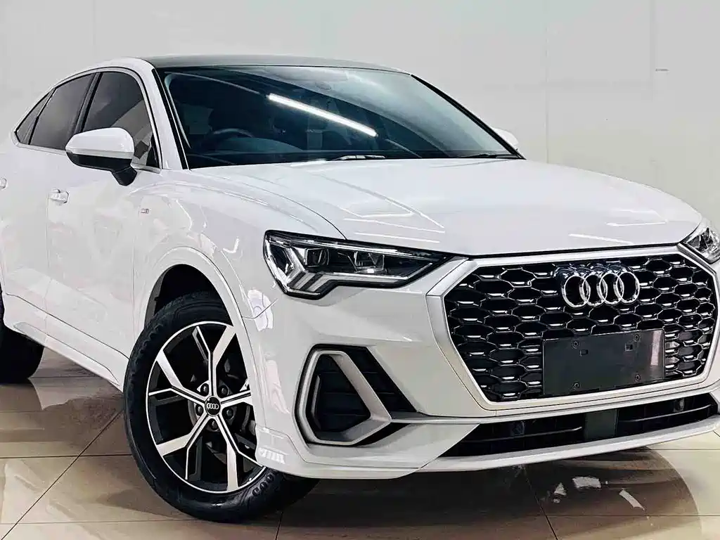 Audi Q3 Sportback — фото 3