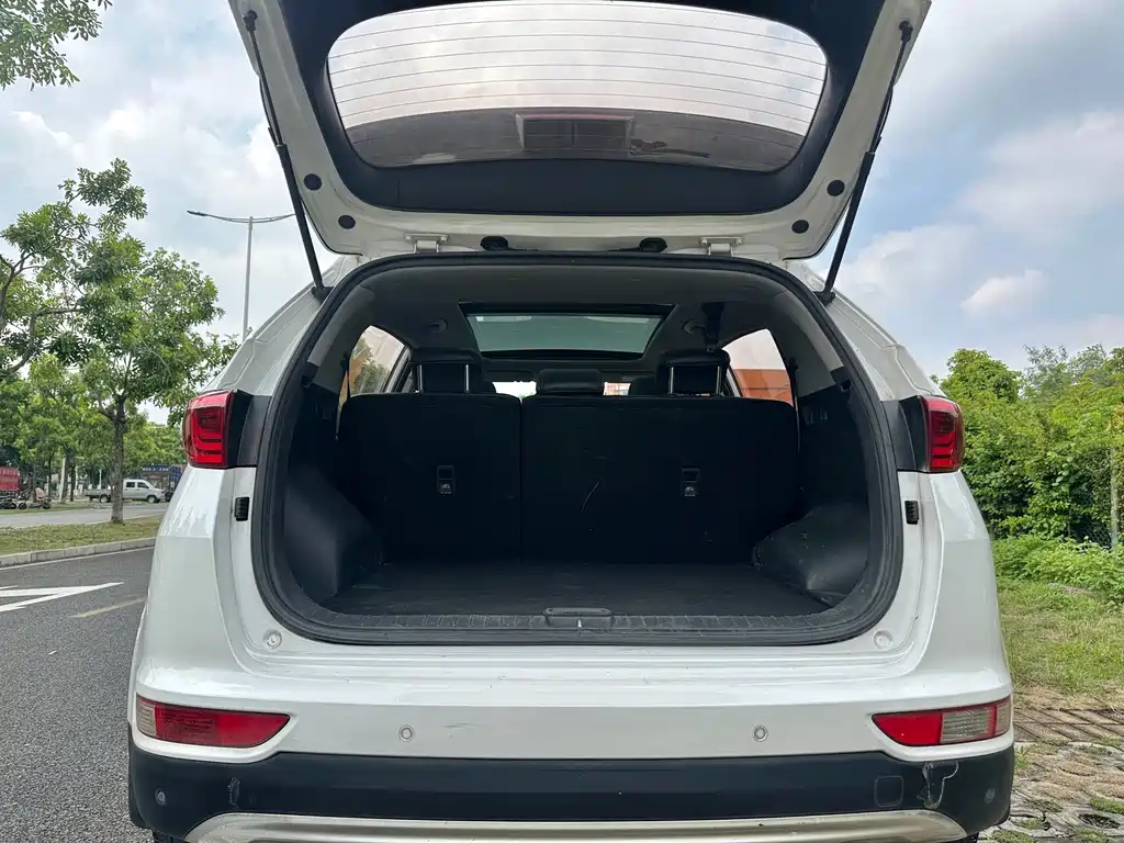 Kia KX5 — фото 8