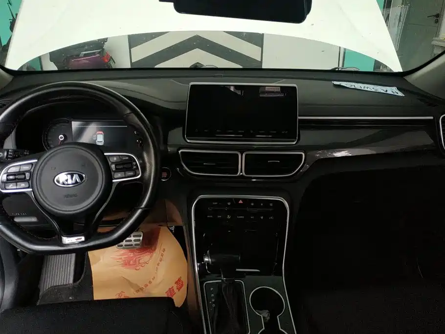 Kia KX5 — фото 13